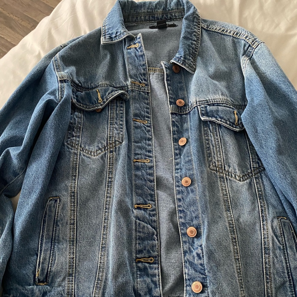 Jean Jacket - Picture 2 of 4